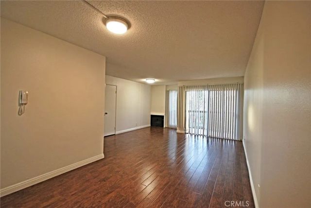 1046 Irving Avenue 101, Glendale, CA 91201