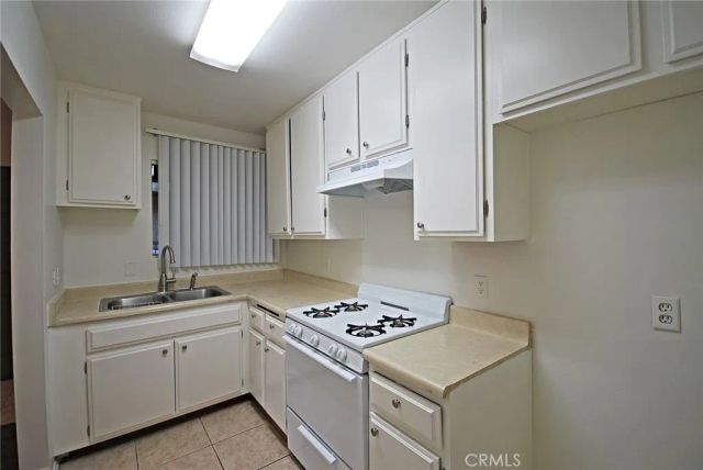 1046 Irving Avenue 101, Glendale, CA 91201