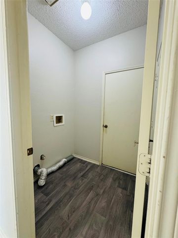 8101 Teal Drive, Rowlett, TX 75088