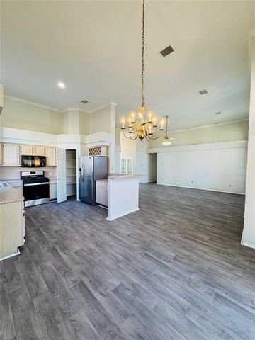 8101 Teal Drive, Rowlett, TX 75088