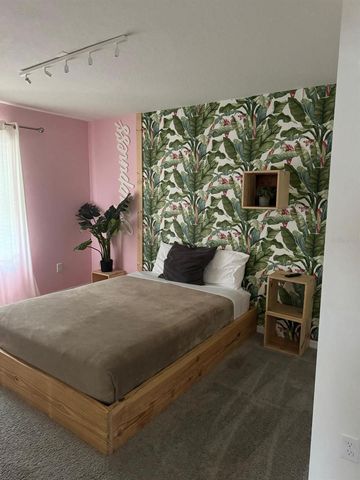 8918 TROPICAL HAVEN COURT, Kissimmee, FL 34747