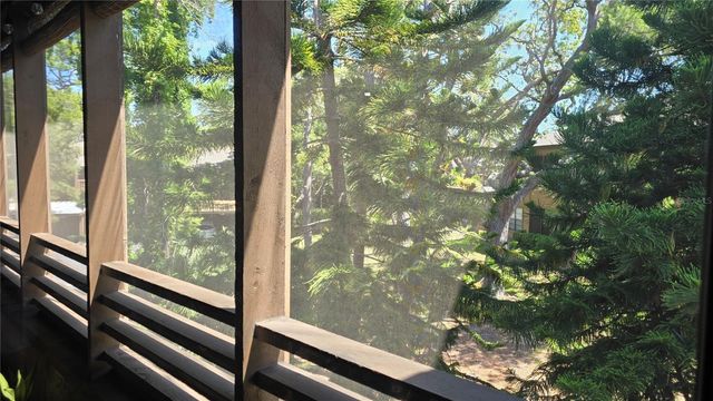 406 LENNOX ROAD W, Palm Harbor, FL 34683