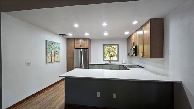 406 LENNOX ROAD W, Palm Harbor, FL 34683