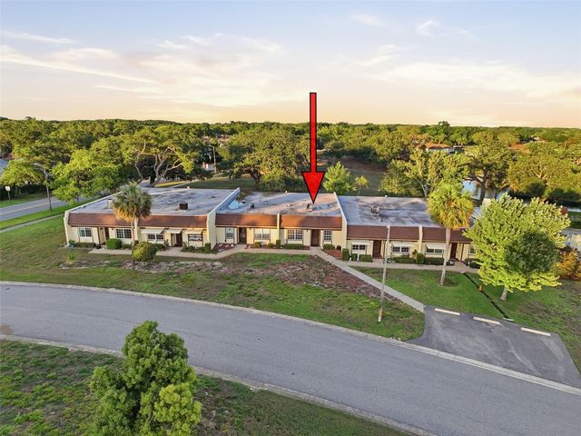 11430 CARRIAGE HILL DRIVE 4, Port Richey, FL 34668