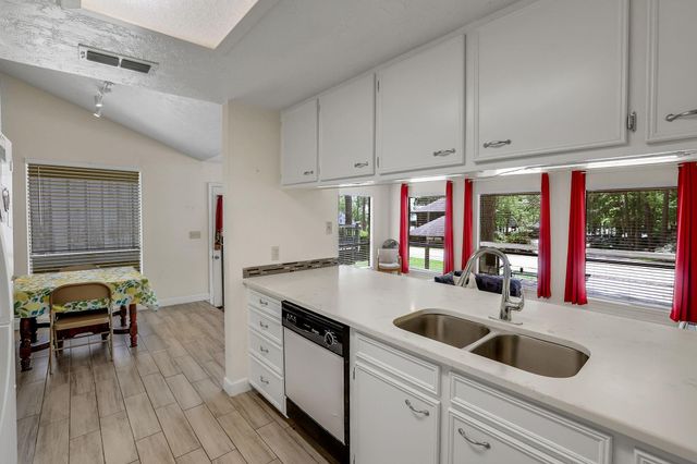 111 Harbour Row Drive, Coldspring, TX 77331