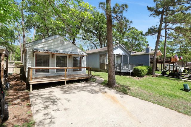111 Harbour Row Drive, Coldspring, TX 77331