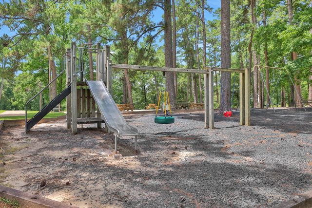 111 Harbour Row Drive, Coldspring, TX 77331