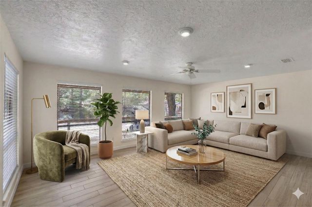 111 Harbour Row Drive, Coldspring, TX 77331