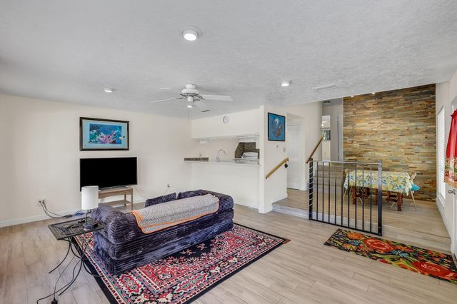 111 Harbour Row Drive, Coldspring, TX 77331