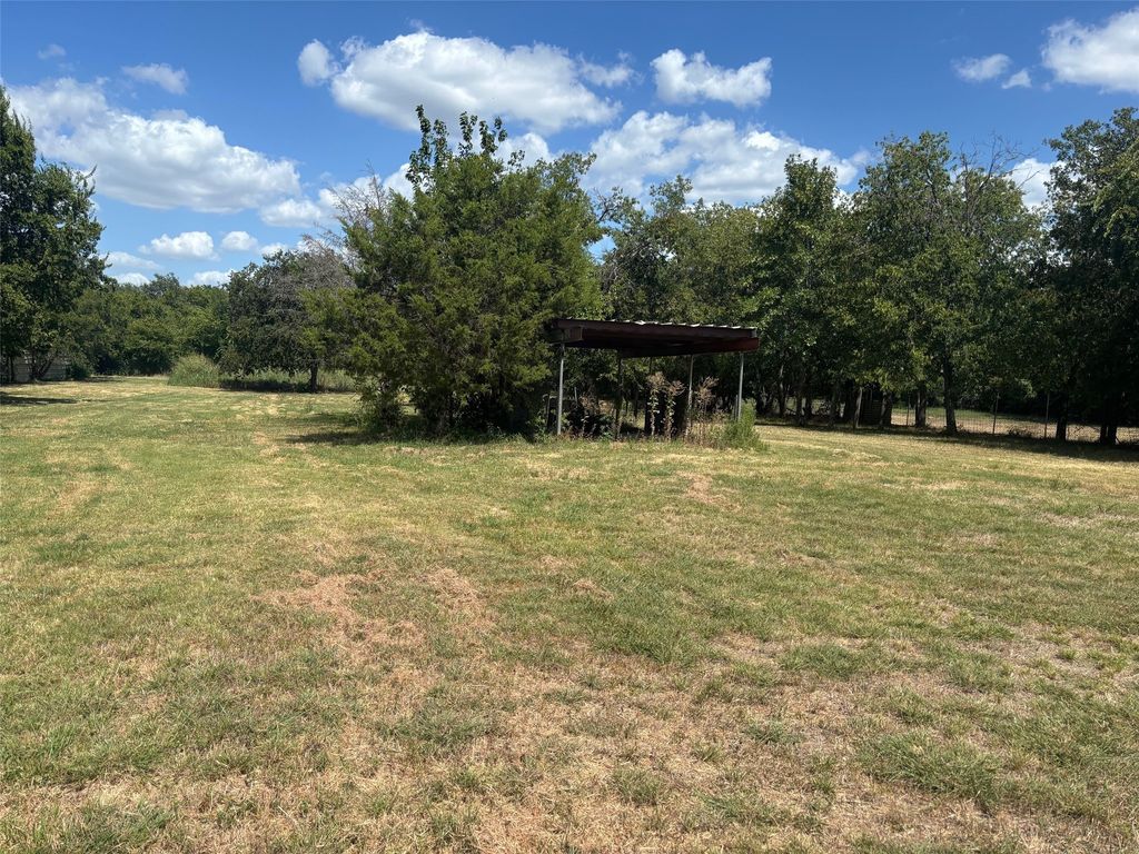 1013 Parker Street, Fort Worth, TX 76112