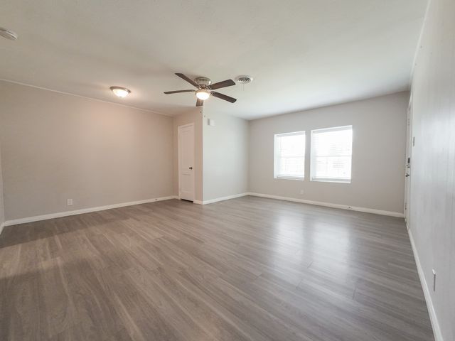 904 Forrestal Drive, Arlington, TX 76010
