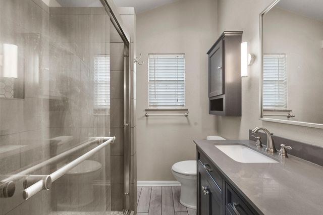 513 Quail Run Street, Greenville, TX 75402