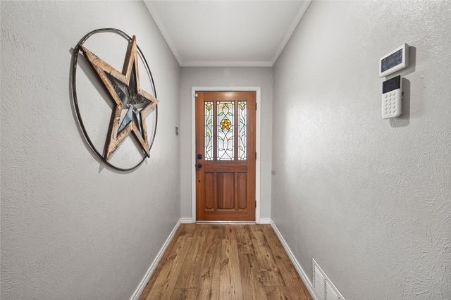 513 Quail Run Street, Greenville, TX 75402