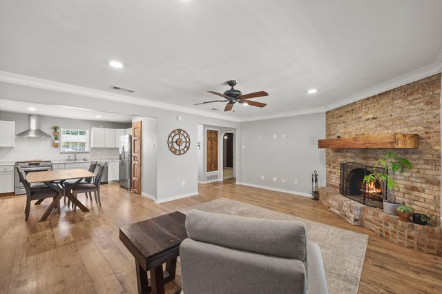 513 Quail Run Street, Greenville, TX 75402