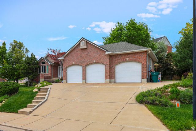2815 N DEERE VALLEY DR., Layton, UT 84040