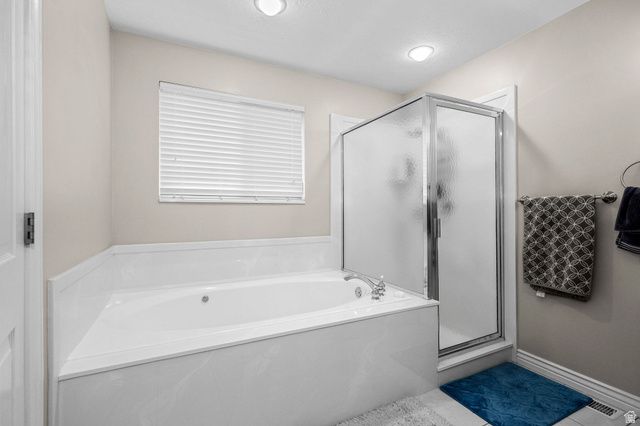 2815 N DEERE VALLEY DR., Layton, UT 84040