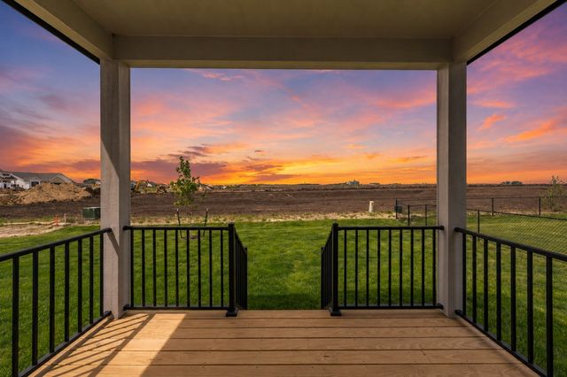 1570 NW Parkside Lane, Waukee, IA 50263
