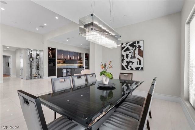 2904 Candelaria Drive, Henderson, NV 89074