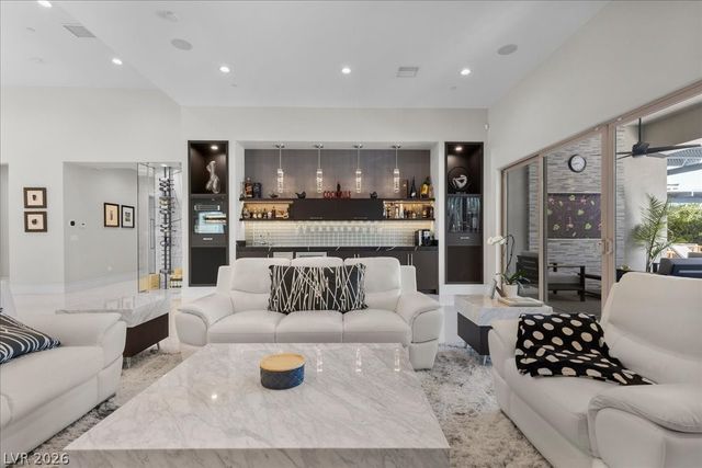2904 Candelaria Drive, Henderson, NV 89074