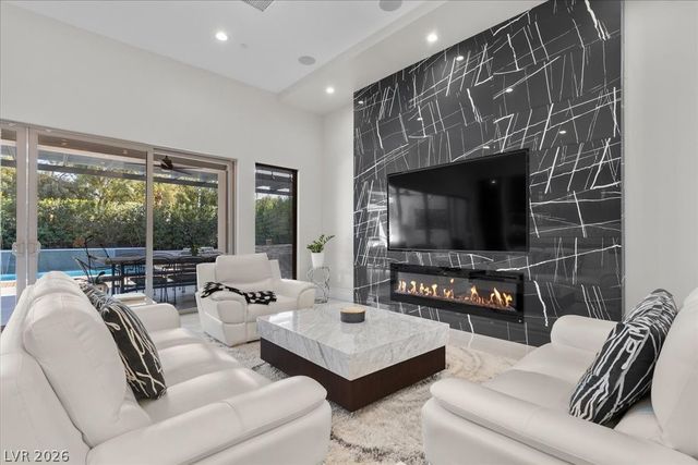 2904 Candelaria Drive, Henderson, NV 89074