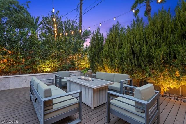 2904 Candelaria Drive, Henderson, NV 89074