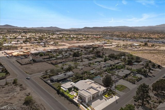 2904 Candelaria Drive, Henderson, NV 89074