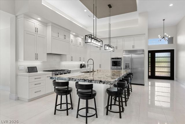 2904 Candelaria Drive, Henderson, NV 89074