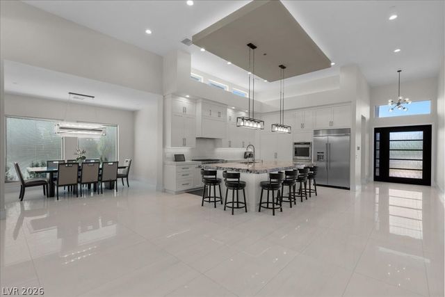 2904 Candelaria Drive, Henderson, NV 89074