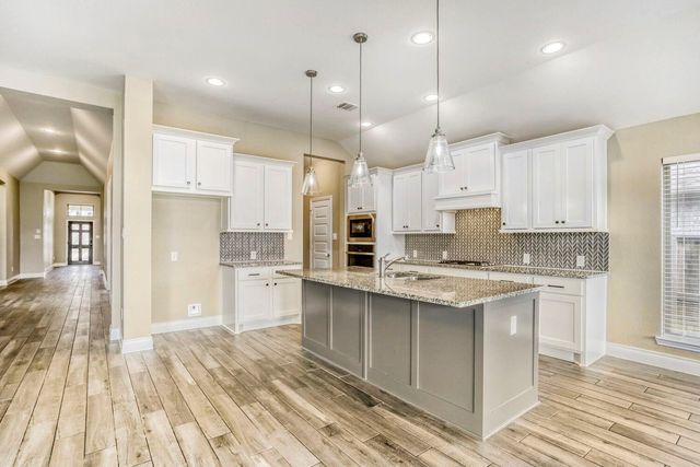 9219 Eckert Road, Iowa Colony, TX 77583