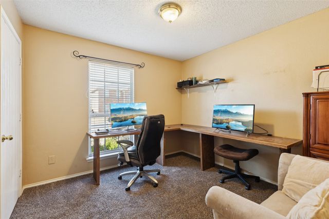 640 Canyon Place, Desoto, TX 75115