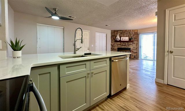 4460 S Pitkin Street 128, Aurora, CO 80015