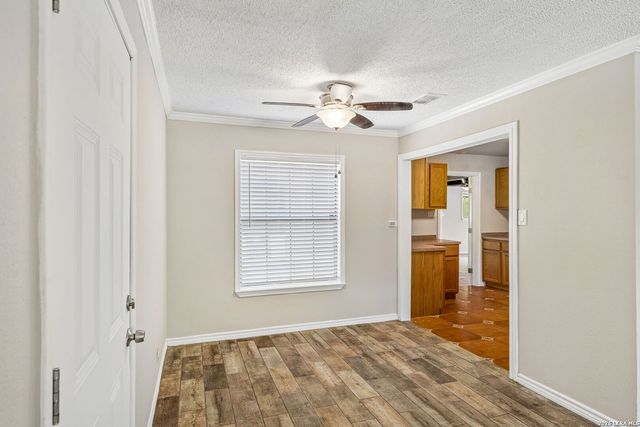 835 Lovera Blvd, San Antonio, TX 78201