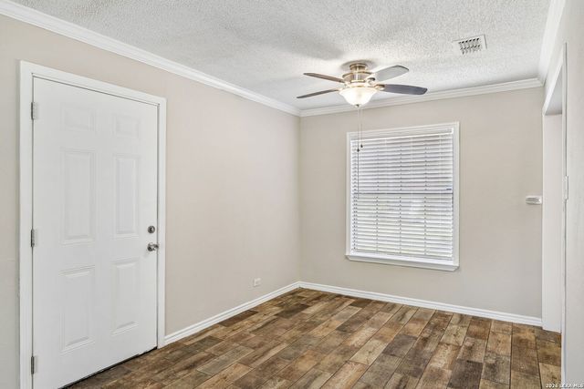 835 Lovera Blvd, San Antonio, TX 78201