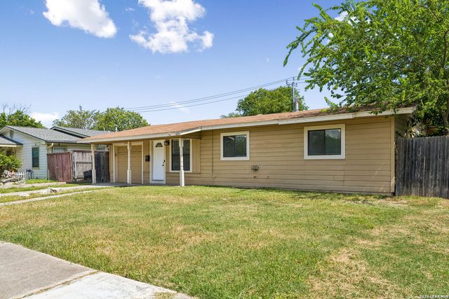 835 Lovera Blvd, San Antonio, TX 78201