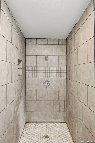 835 Lovera Blvd, San Antonio, TX 78201