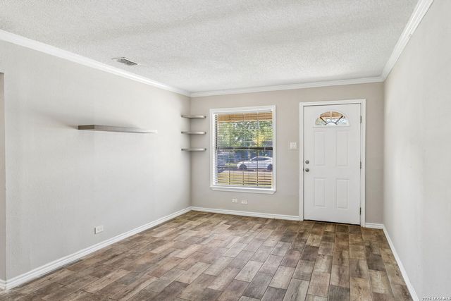 835 Lovera Blvd, San Antonio, TX 78201