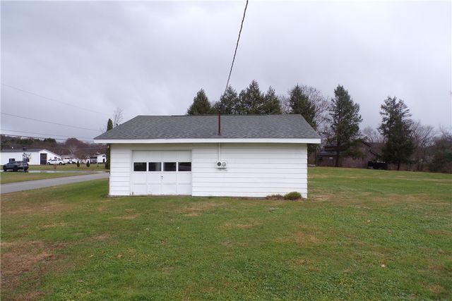 151 Shelocta Road, Shelocta, PA 15774