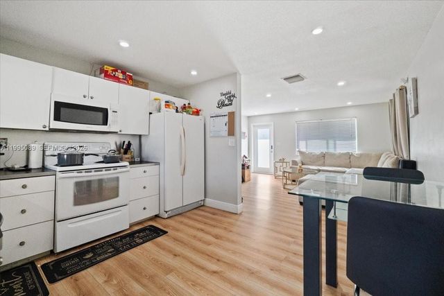 5402 NW 25th Ter 0, Tamarac, FL 33309