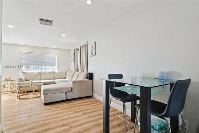 5402 NW 25th Ter 0, Tamarac, FL 33309