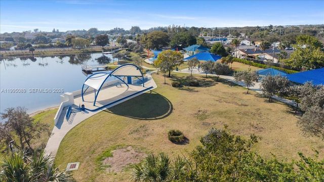 5402 NW 25th Ter 0, Tamarac, FL 33309