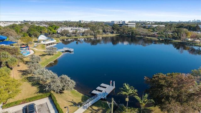 5402 NW 25th Ter 0, Tamarac, FL 33309