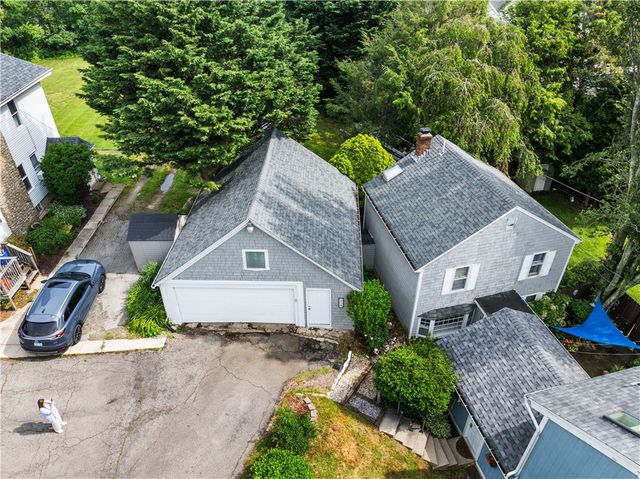 694 Windwood Drive C, Tiverton, RI 02878