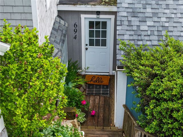 694 Windwood Drive C, Tiverton, RI 02878