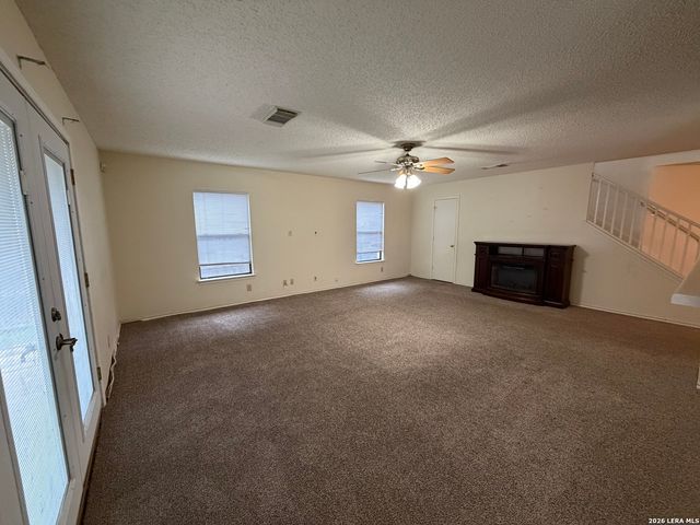1652 WILLOW TOP DR, Schertz, TX 78154