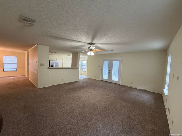 1652 WILLOW TOP DR, Schertz, TX 78154