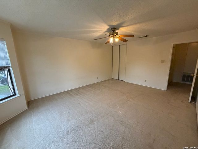 1652 WILLOW TOP DR, Schertz, TX 78154