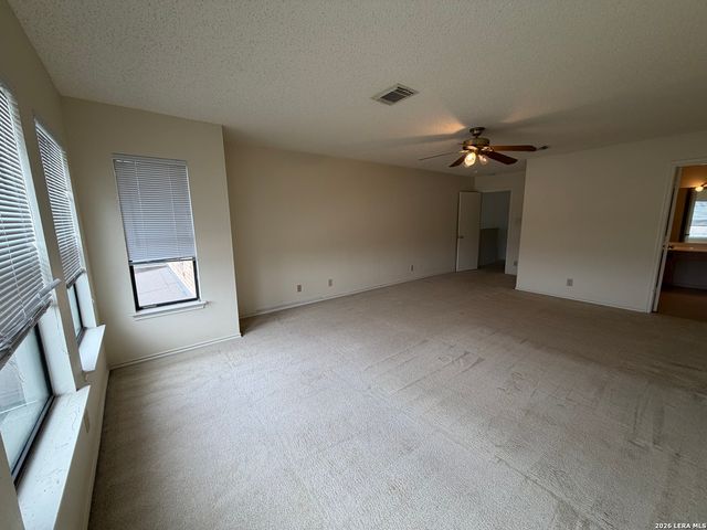 1652 WILLOW TOP DR, Schertz, TX 78154