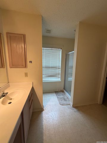 1652 WILLOW TOP DR, Schertz, TX 78154