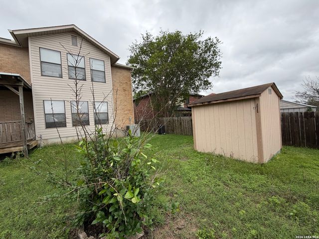 1652 WILLOW TOP DR, Schertz, TX 78154