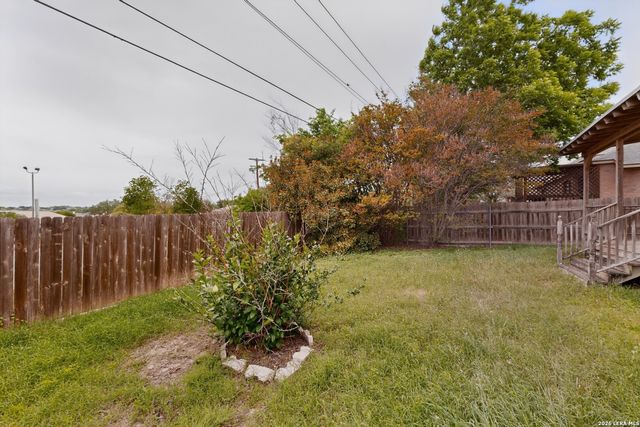 1652 WILLOW TOP DR, Schertz, TX 78154